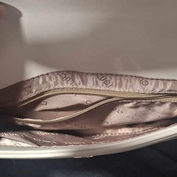 🎄Gluci Elegant White/Eggshell  Shoulder Bag🎄 - Picture 7 of 12